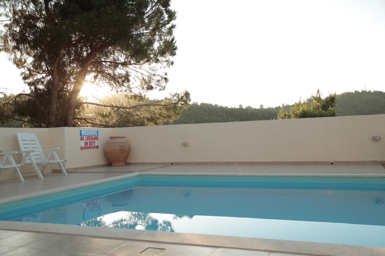 Villa Elpiniki Trúlosz Kültér fotó
